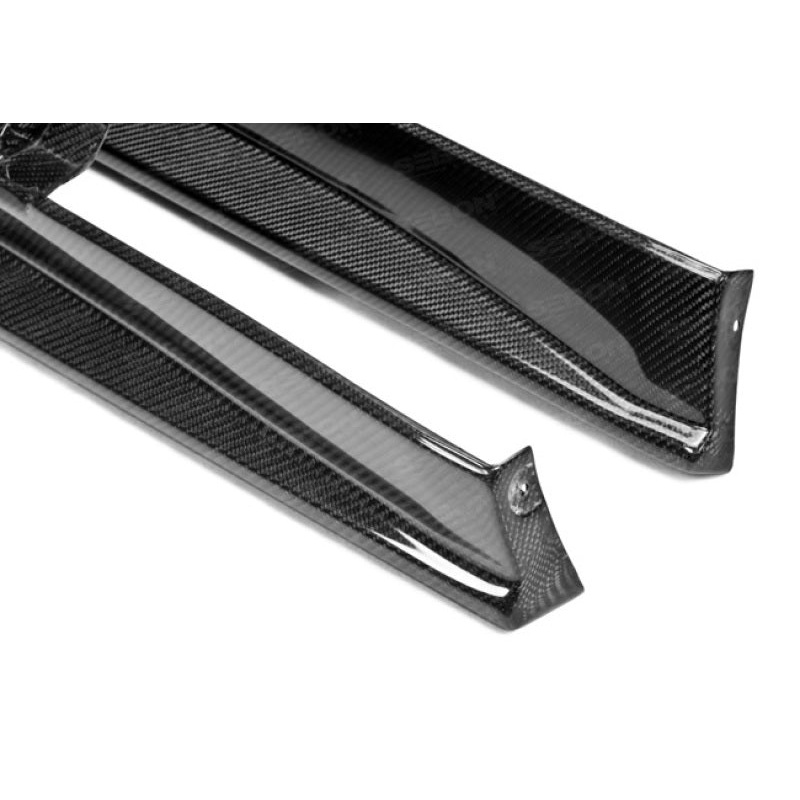 Seibon 11-13 Nissan GTR R35 VS-Style Carbon Fiber Side Skirts (Pair)