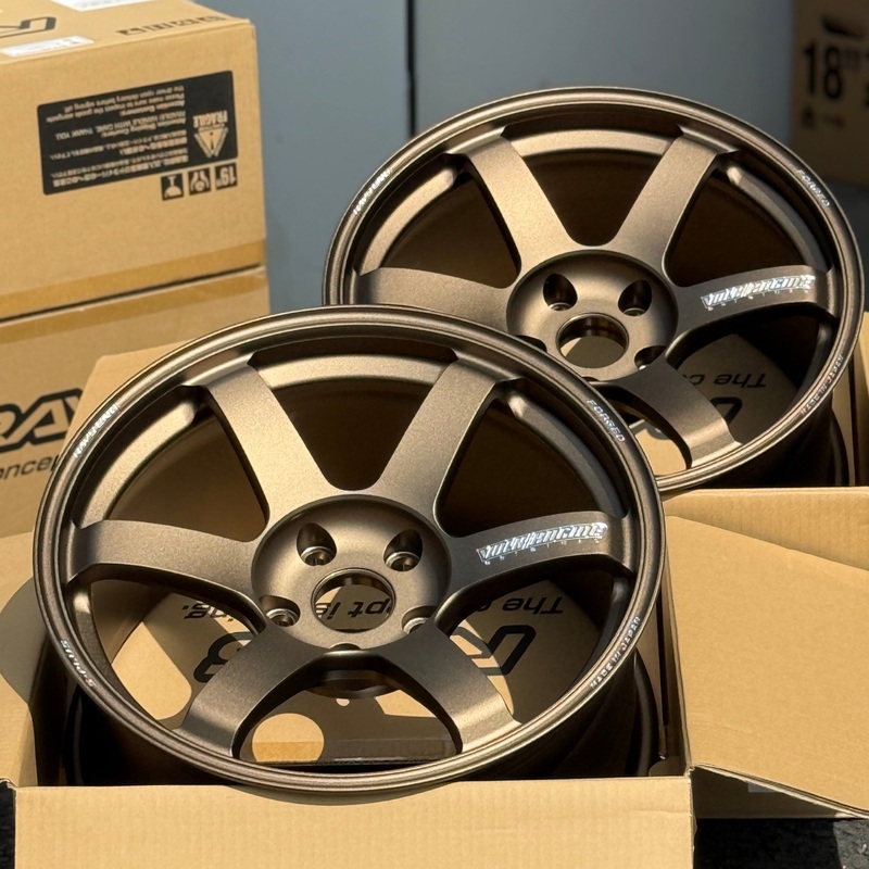 Volk Racing TE37 Saga S-Plus 18×10 +25, 18×11 +34 5×120 Bronze (SET)