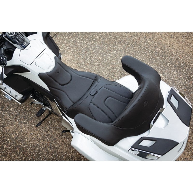 Mustang 18-19 Honda Gold Wing GL1800 Standard Touring 1PC Seat w/ Driver Backrest – Black