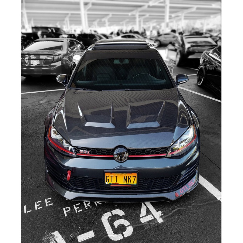 Seibon 15-20 Volkswagen Golf MK7 DV-Style Carbon Fiber Hood