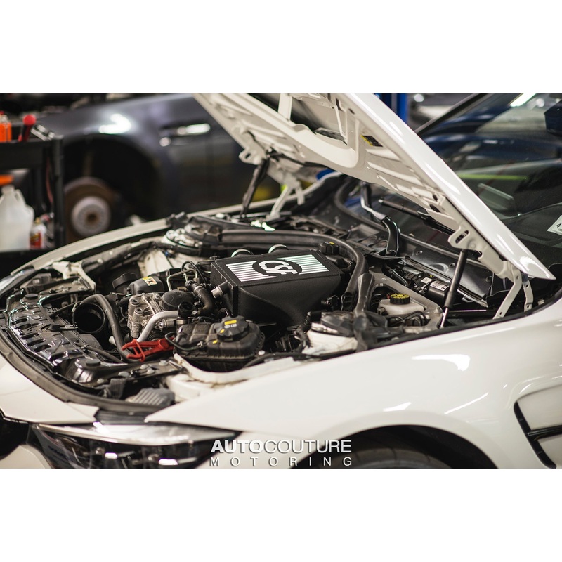 CSF 2014+ BMW M3/M4 (F8X) Top Mount Charge-Air-Cooler – Crinkle Black