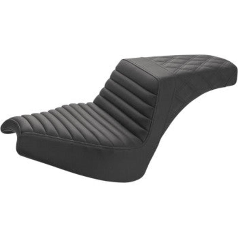 Step-Up Seat – Front Tuck-n’-Roll / Rear Lattice Stitch – Black by Saddlemen