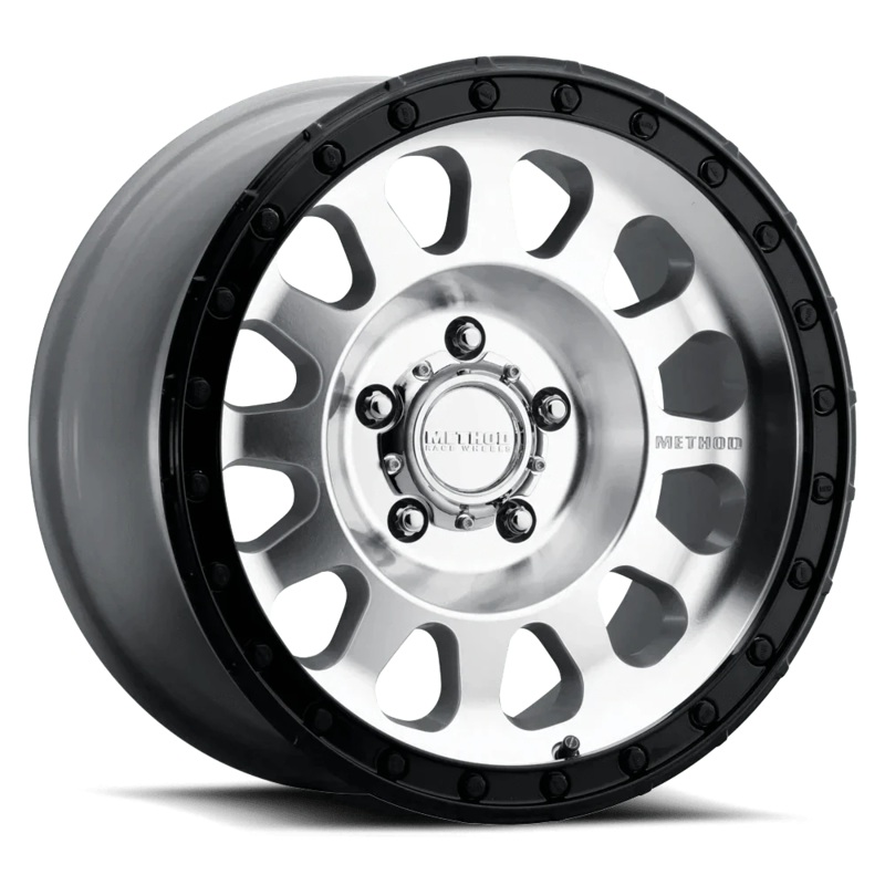 Method Race Wheels MR315 18″ 8×170 Machined w/ Gloss Black Lip