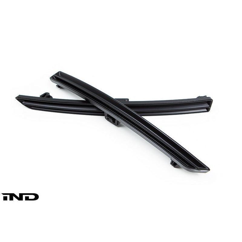 ACEXXON BMW F8X M3 / M4 Rear Reflector Insert Set – Horizontal Slat Matte Black
