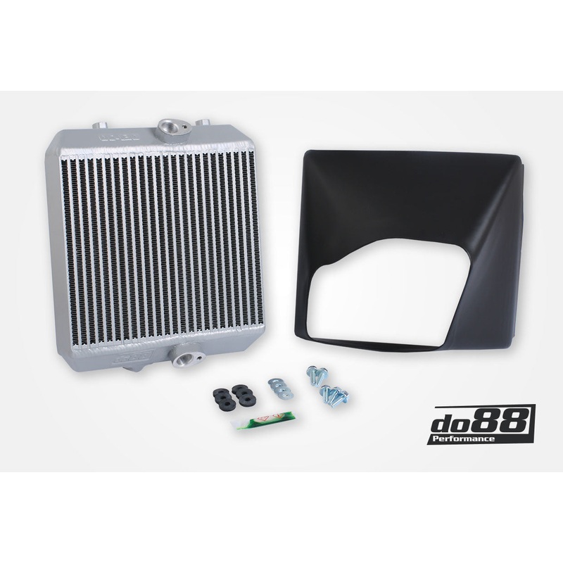 BMW M2 Engine oil cooler Racing